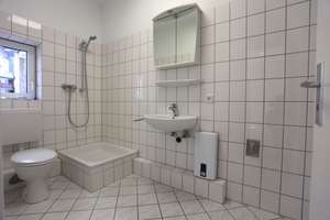 SANIERTE LOFTARTIGE 2 ZIMMER WOHNUNG MIT EBK IM STADTZENTRUM – Ellerstraße 70, 40227 Oberbilk, Düsseldorf – Vorschaubild 9