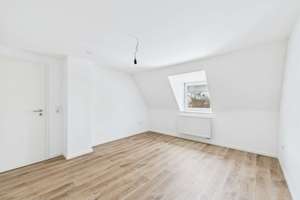 Letzte Chance - Großzügiges Modernisiertes Reihenmittelhaus mit 6 Zimmern in familiärer Lage! – Die vollständige Adresse der Immobilie erhältst du vom Anbieter., 92224 Kernstadt, Amberg – Vorschaubild 9
