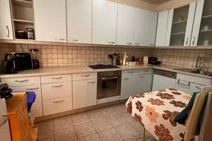 Hinterhof -  Wohn- und Geschäftshaus in Nürnberg – Viel Platz  Vielseitige Nutzungsmöglichkeiten! – Die vollständige Adresse der Immobilie erhältst du vom Anbieter., 90443 Steinbühl, Nürnberg – Vorschaubild 10
