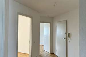 Bezugsfreie 3-Zimmer-Eigentumswohnung mit zwei Balkonen und Tiefgaragenstellplatz – Waldemarstraße 54, 13156 Niederschönhausen, Berlin – Vorschaubild 7
