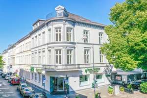 Hochwertiges vollmöbliertes Dachgeschoss-Appartement in der Südstadt - Erstbezug nach Sanierung