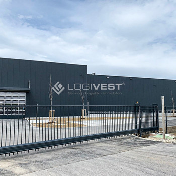 Gepflegte Lagerimmobilie an der A6