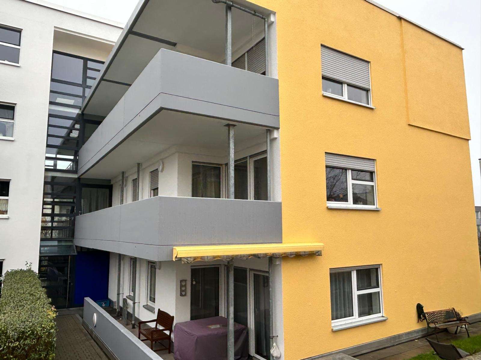 Familienfreundlich, modern, mit Sonnenbalkon - 4-Zimmer Wohnung in Dotzheim, Wiesbaden – Bild 2