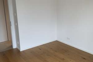 Neuwertige 2,5-Raum-Wohnung mit Balkon und Einbauküche in München Schwabing (Olympiapark) – Die vollständige Adresse der Immobilie erhältst du vom Anbieter., 80809 Am Luitpoldpark, München – Vorschaubild 26