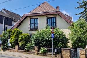 Mehrgenerationenwohnen: Gepflegtes Zweifamilienhaus - Mainz-Bretzenheim