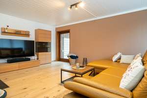 Charme trifft Komfort! Rückzugsort mit Sauna & Jacuzzi in Südbrookmerland – Die vollständige Adresse der Immobilie erhältst du vom Anbieter., 26624 Südbrookmerland – Vorschaubild 11