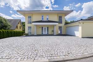Exquisites Einfamilienhaus mit Doppelgarage und hochwertiger Ausstattung in Chemnitz, Adelsberg – Die vollständige Adresse der Immobilie erhältst du vom Anbieter., 9127 Adelsberg, Chemnitz – Vorschaubild 31