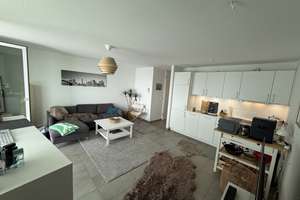 Riedberg: 2-Zimmer-Wohnung 65qm,  Balkon, Tiefgarage, SOFORT FREI