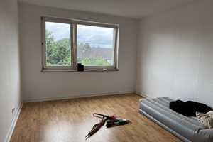 Geschmackvolle 3-Raum-Wohnung mit Balkon in Köln Bayenthal – Mathiaskirchplatz 14, 50968 Köln – Vorschaubild 7