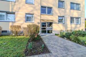 Attraktive Eigentumswohnung mit Balkon - Ruhige Wohnlage an der Grenze Essen-Bredeney/Schuir