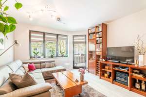 Gepflegte 2-Zimmer Wohnung mit Balkon und Tiefgaragenstellplatz in der Nähe vom Beethovenpark! – Die vollständige Adresse der Immobilie erhältst du vom Anbieter., 50935 Sülz, Köln – Vorschaubild 3