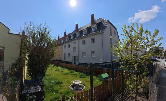 +TOP NEU renovierte 2 ZKB+4,75% Rendite+neue EBK+eigener Gartenanteil ca. 30qm+Terrasse+Tageslichtba