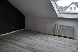 Schöne 3 - Zimmerwohnung im Dachgeschoss – Obensburgweg 5, 31789 Hameln – Vorschaubild 6