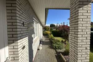 Repräsentativer weißer Bungalow mit gepflegtem Garten – Die vollständige Adresse der Immobilie erhältst du vom Anbieter., 26817 Rhauderfehn – Vorschaubild 4