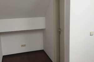 Helle 2,5-Zimmer-Galeriewohnung mit Balkon, 2 Duplex-Stellplätzen Nbg.-St. Jobst – Kaeppelstraße 9, 90491 St. Jobst, Nürnberg – Vorschaubild 13