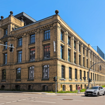 Wunderschön eingerichtete Büroräume für 2 Personen in Spaces Die Fabrik