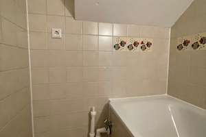 Renovierte 2-Zimmer-Wohnung im 5.OG mit Aufzug – Adam-Klein-Str. 29, 90429 Bärenschanze, Nürnberg – Vorschaubild 8