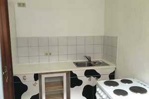 2 Zimmer Altbau in Bahnhofsnähe – Körnerstraße 8, 65187 Mitte, Wiesbaden – Vorschaubild 3