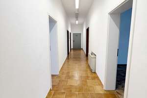 IMMOBILIEN SCHNEIDER - gepflegtes Gewerbegrundstück mit 4 Einheiten in beliebter Lage – Die vollständige Adresse der Immobilie erhältst du vom Anbieter., 80992 Alt-Moosach, München – Vorschaubild 13
