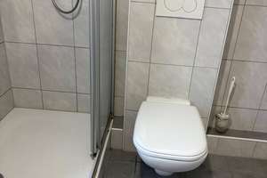 Schöne helle und renovierte 2 Zimmer Dachgeschosswohnung in Radevormwald-Herbeck mit Stellplatz – Die vollständige Adresse der Immobilie erhältst du vom Anbieter., 42477 Radevormwald – Vorschaubild 10