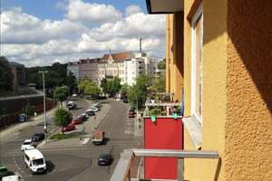 Gemütliche, möblierte 1-Zimmer Wohnung im 4. OG mit Balkon in Berlin-Tiergarten – Paulstraße 36, 10557 Moabit, Berlin – Vorschaubild 1