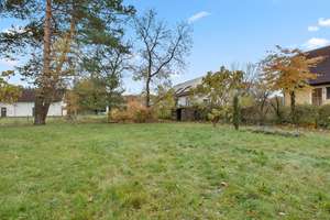 Traumgrundstück! Gepflegtes Ein-/Zweifamilienhaus mit Gartenidylle in naturnaher Lage – Die vollständige Adresse der Immobilie erhältst du vom Anbieter., 90607 Rückersdorf – Vorschaubild 11