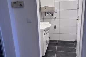 ERSTVERMIETUNG NACH RENOVIERUNG, Sanierte 2-Zimmerwohnung  – Die vollständige Adresse der Immobilie erhältst du vom Anbieter., 30165 Vahrenwald, Hannover – Vorschaubild 11