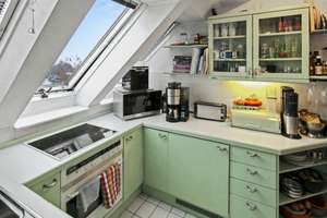 Bezugsfrei:  4-Zimmer Maisonette-Wohnung mit Balkon in Berlin-Tempelhof zu verkaufen – Die vollständige Adresse der Immobilie erhältst du vom Anbieter., 12103 Tempelhof, Berlin – Vorschaubild 9