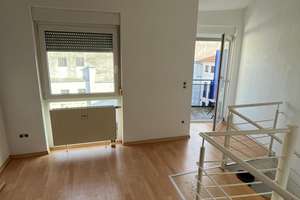 Kleine Stadtwohnung auf 2 Etagen mit Balkon undTiefgaragenstellplatz – Steinstrasse 27a, 76137 Innenstadt-Ost, Karlsruhe – Vorschaubild 7