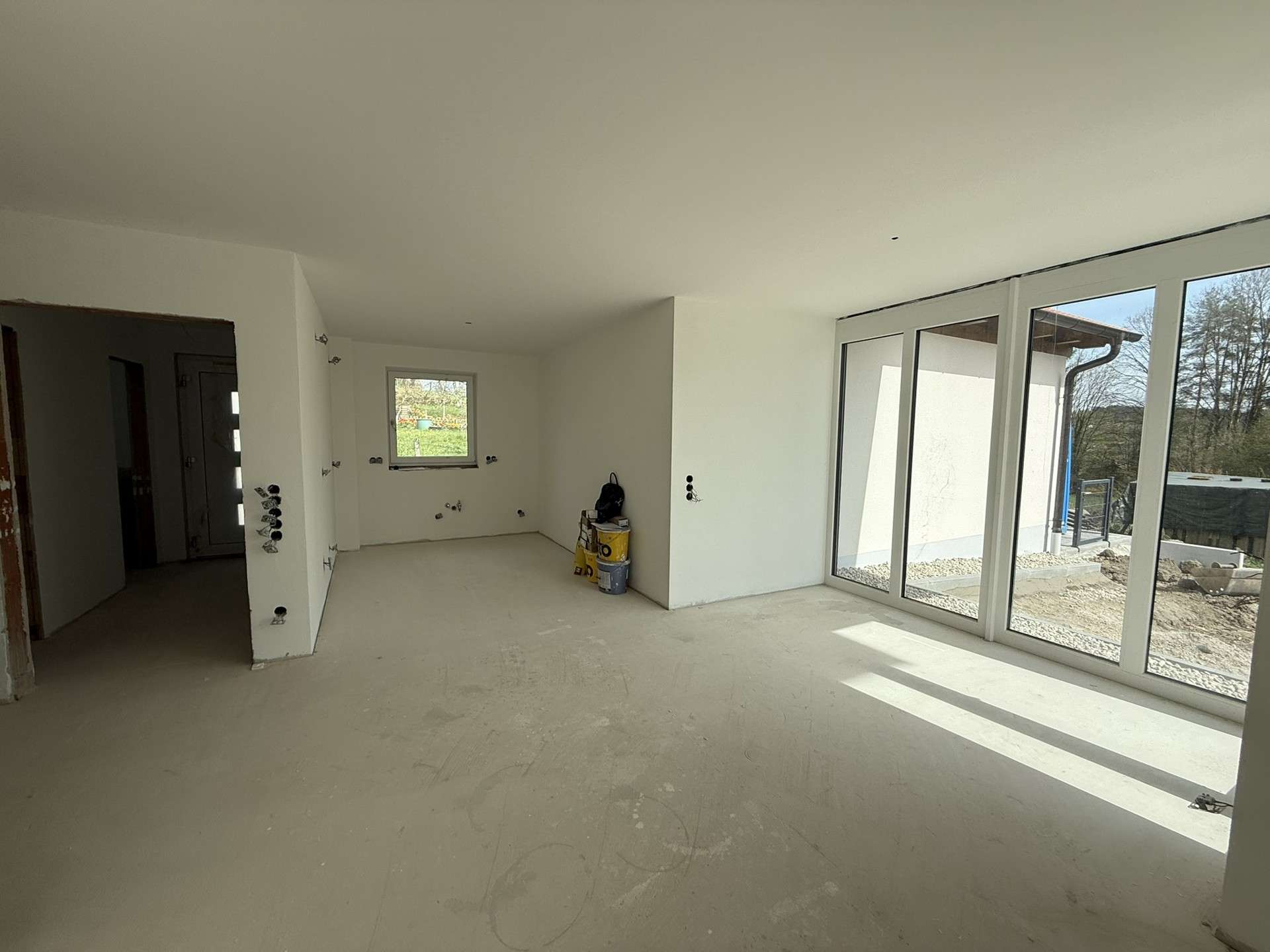 Immobilie in Bad Endorf - Neubau-Doppelhaushälfte in unverbautem Ortsrand mit Südhang und Bergblick - Bild 3