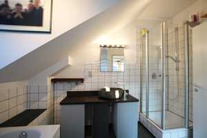 Besondere Architektur trifft auf Familienimmobilie mit schönem Garten in ruhiger Lage von Lövenich – Köln – Vorschaubild 15
