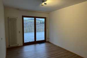 Geräumige, ruhige 5-Zimmer-Doppelhaushälfte mit gehobener Ausstattung und toller Aussicht in Kusel – Kusel (Kreis) – Vorschaubild 14