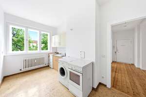 Modernized 3-room top-floor Altbau apartment with balcony and EBK near lake Tegel – Gorkistraße 36b, 13509 Tegel, Berlin – Vorschaubild 6
