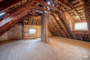 Property thumbnail 12