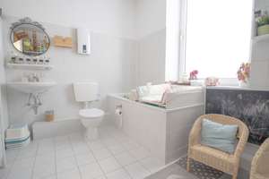 stilvoller Altbau Friedrichstadt - gepflegtes Mehrfamilienhaus – Helmholtzstraße 26, 40215 Friedrichstadt, Düsseldorf – Vorschaubild 5