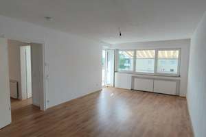 Eine hochwertige 3,5-Zimmer-Wohnung mit Balkon wartet auf Sie!
