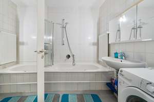 Property thumbnail 9