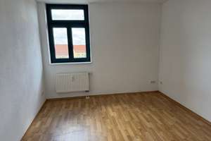 Gemütliches Wohnen über den Dächern von Stadtfeld Ost - 1. Monat kaltmietfrei! – Schopenhauer Str. 2/Ebendorfer Str. 43, 39108 Stadtfeld Ost, Magdeburg – Vorschaubild 2