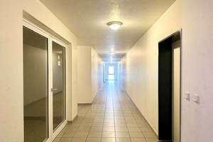 Gepflegte 2-Zimmer-Wohnung mit Duplex-Parker im Sonnenhof – Die vollständige Adresse der Immobilie erhältst du vom Anbieter., 90763 Nördliche Südstadt, Fürth – Vorschaubild 3