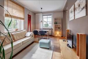 Möbliert: Nähe Wettersteinplatz U1: Schöne 2-Zimmer Wohnung