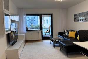 Neben der U-Bahn, komplett möbliert, 3-Zimmer-Wohnung - Wohnen auf Zeit in Milbertshofen – Georgenschwaigstraße 24, 80807 Milbertshofen, München – Vorschaubild 2