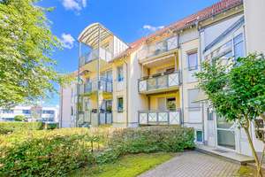 Frisch sanierte 2-RW im DG* neue EBK* Süd-Balkon* moderne Möblierung* Bad mit Wanne* AK* PKW-SP* – Am Weißiger Bach 30b, 1328 Weißig, Dresden – Vorschaubild 26