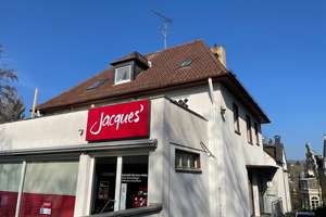 Großzügige 3,5-Zimmer-Wohnung mit Terrasse