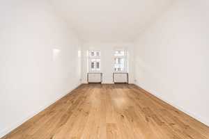 top Lage I 3 Zimmer I modernes Tageslichtbad mit Wanne I Einbauküche – Hans-Poeche-Straße 12, 4103 Leipzig – Vorschaubild 6