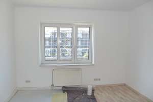 Ab September 2026 oder später: Kleine 2-Zimmer-Singlewohnung mit sep. Küche und Dusche im 1.OG – Dohnaer Straße 81, 1219 Leubnitz-Neuostra, Dresden – Vorschaubild 3