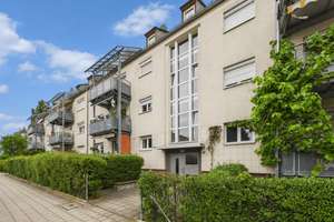 Großzügige 3-Zimmer-Wohnung mit Balkon, Stellplatz in ruhiger Lage von Fürth – Die vollständige Adresse der Immobilie erhältst du vom Anbieter., 90763 Südstadt Weikershof, Fürth – Vorschaubild 11