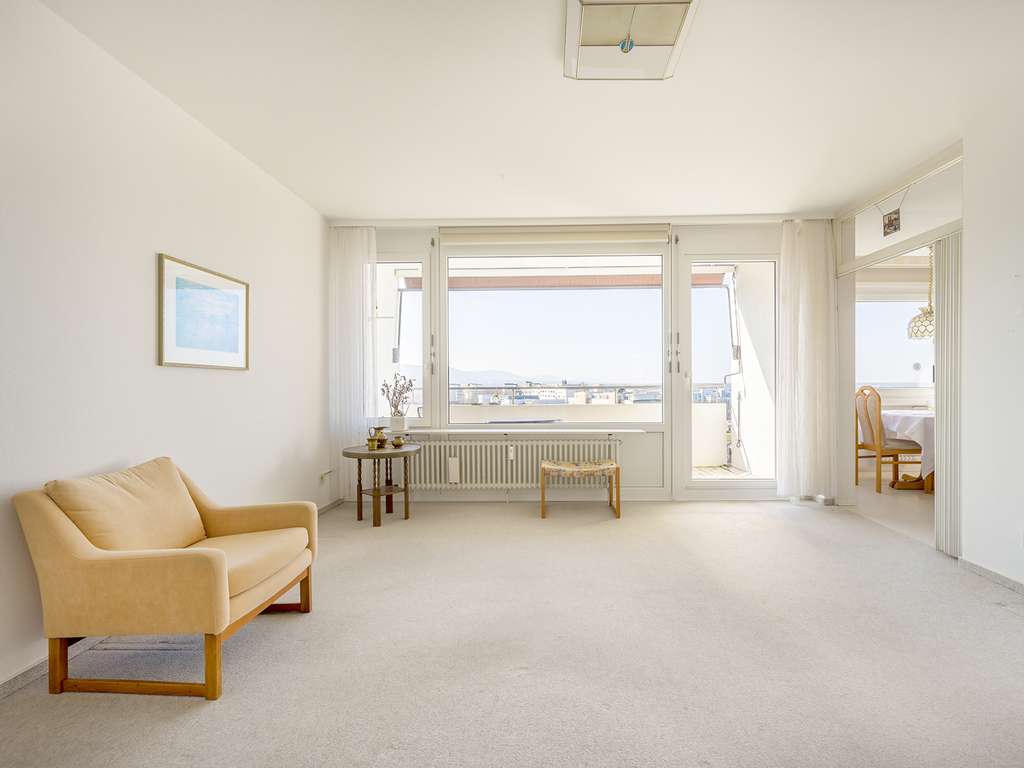 Immobilie in Ettlingen - Hoch hinaus: 3-Zimmer-Wohnung im 9. OG mit Schwarzwaldblick - Bild 4