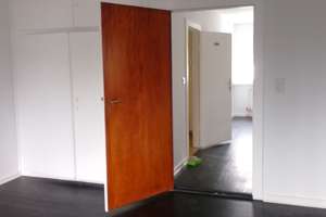 Modernisiertes Haus im Bauhaus Stil 160qm, 4,5 Zi. in 12203 Berlin – Die vollständige Adresse der Immobilie erhältst du vom Anbieter., 12203 Lichterfelde, Berlin – Vorschaubild 7