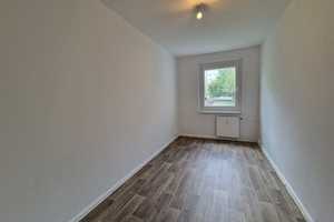 Platzprobleme? Nicht mit uns – 5 Zimmer, Hochparterre, fertig! – Ringstraße 189, 4209 Leipzig – Vorschaubild 7