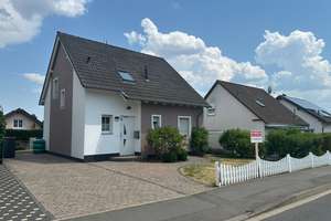 Stilvoll modernisiert: Einfamilienhaus in Mechernich
